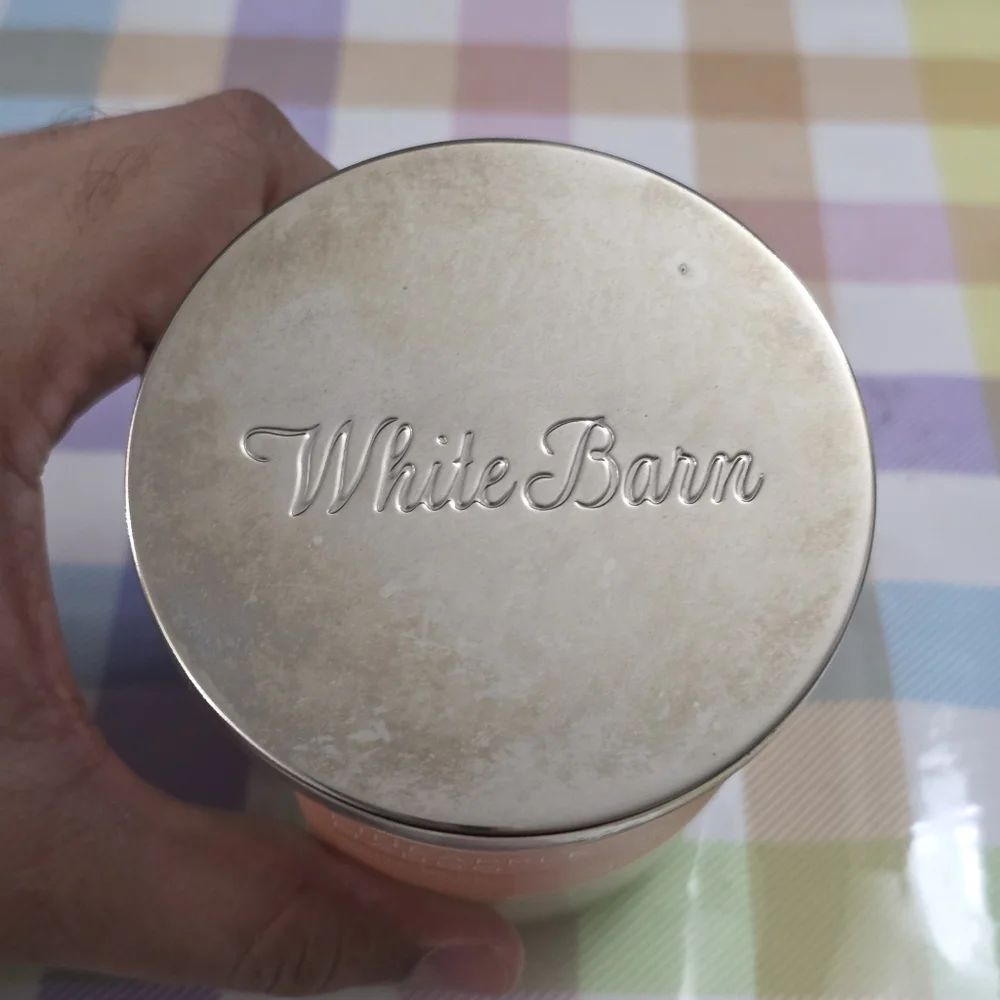 Bath & Body Works White Barn Pineapple Mango Single Wick Candle 8oz NEW RARE